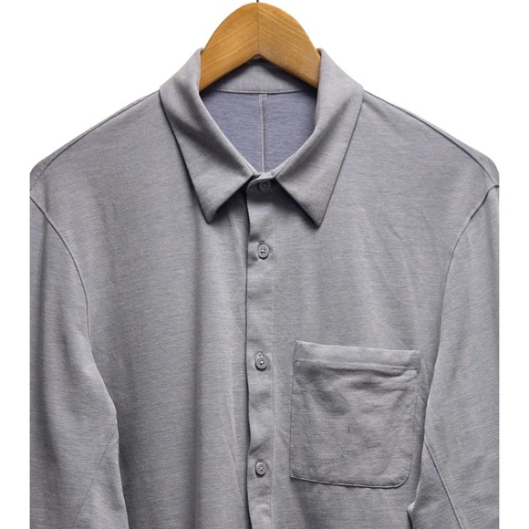 Lululemon Men's Size XL Button Front Commission Light Blue Long Sleeve Shirt euc - Picture 1 of 4